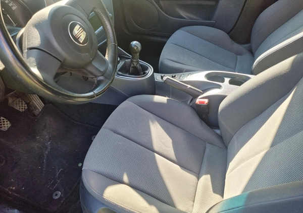Seat Leon cena 16500 przebieg: 186760, rok produkcji 2006 z Radom małe 121